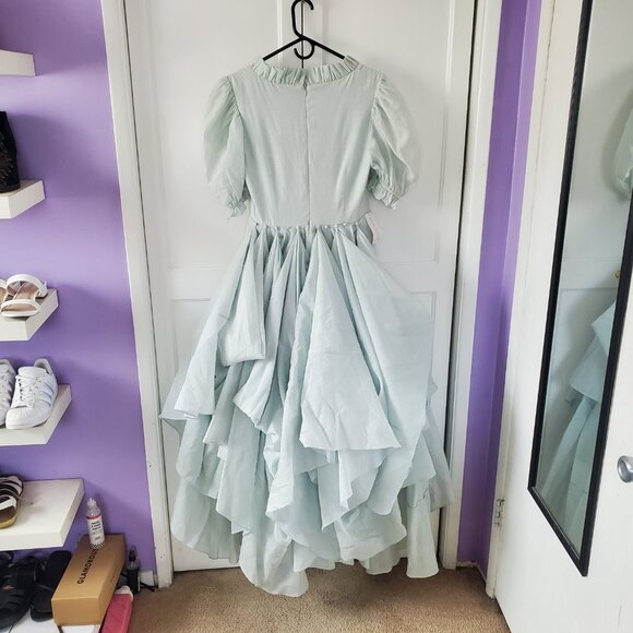 Women's Selkie Portrait of a Lady Gown in Teardrop Light Blue - Picture 6 of 8